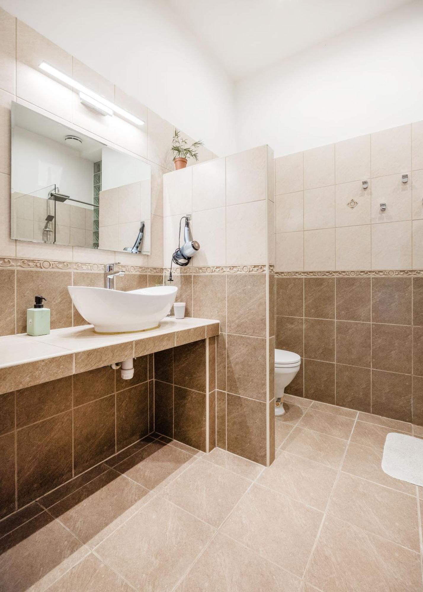 Modern Westend Citycenter Home Budapest Ngoại thất bức ảnh